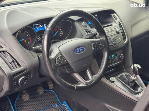 Ford Focus 2016 серый - фото 21