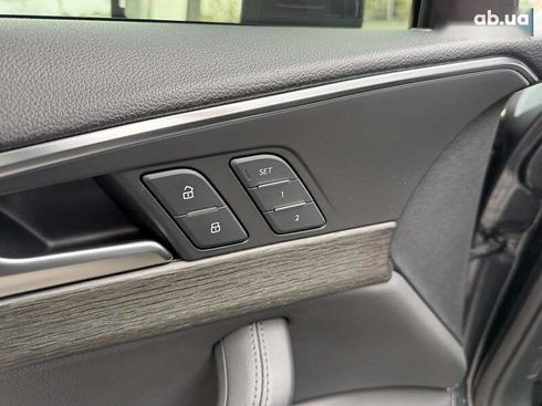 Audi A4 2019 - фото 24