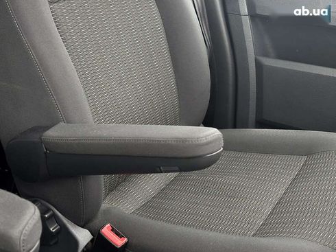Volkswagen Caravelle 2019 - фото 23