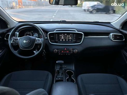 Kia Sorento 2019 - фото 19