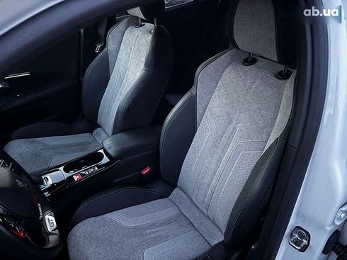 Peugeot e-2008 2020 - фото 11