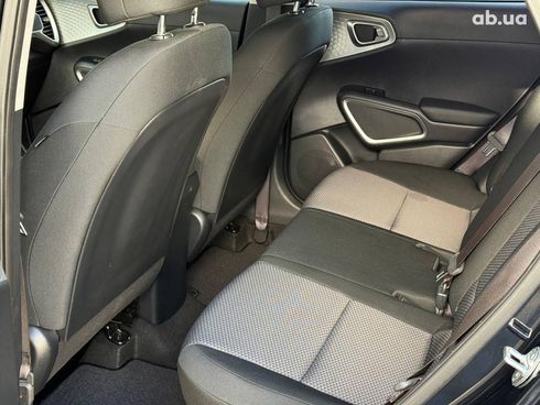 Kia Soul 2022 черный - фото 17