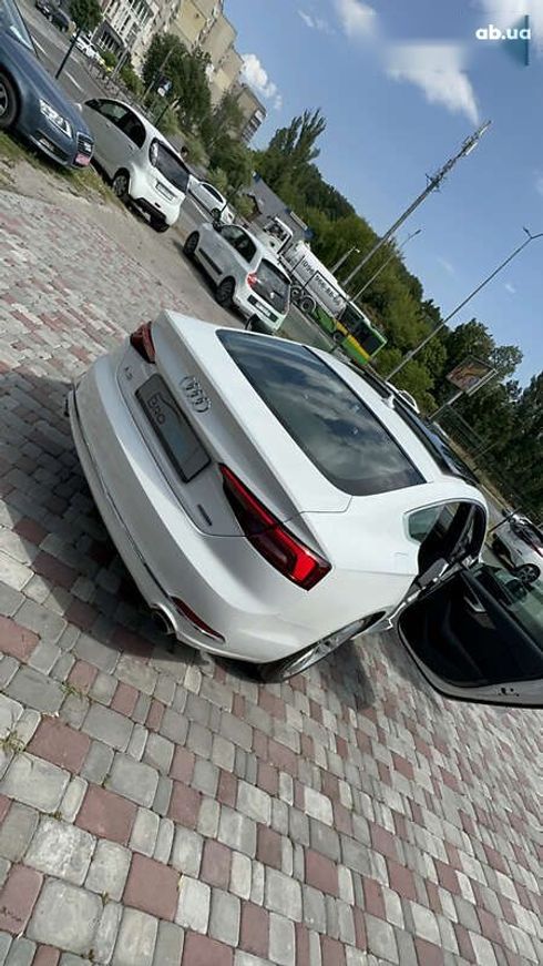 Audi A5 2019 - фото 18