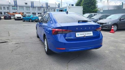 Skoda Octavia 2020 - фото 24