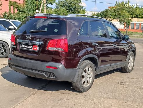 Kia Sorento 2011 красный - фото 7