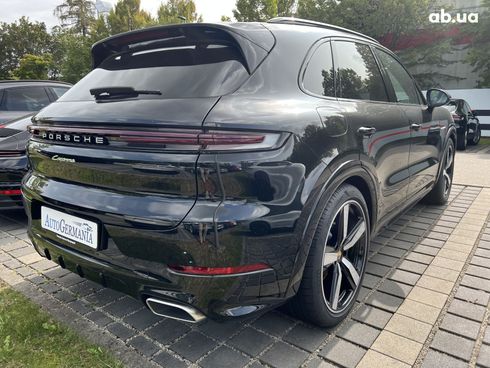 Porsche Cayenne Coupe 2024 - фото 39