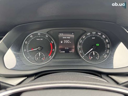 Skoda Octavia 2020 - фото 21