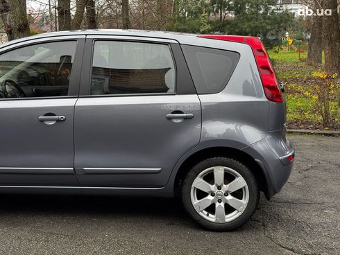 Nissan Note 2008 серый - фото 11