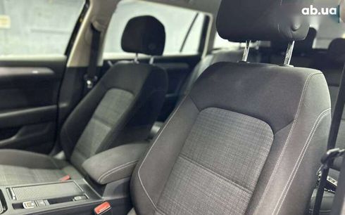 Volkswagen Passat 2021 - фото 9