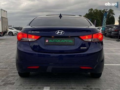 Hyundai Elantra 2011 - фото 15
