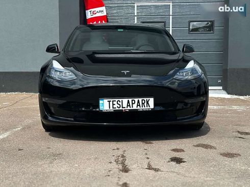 Tesla Model 3 2021 - фото 3