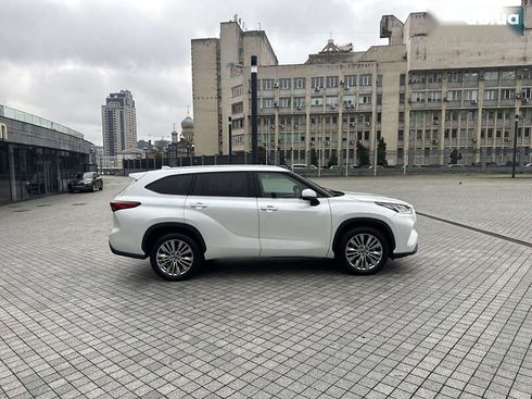 Toyota Highlander 2024 - фото 8