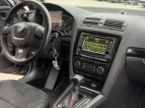 Skoda Octavia 2012 черный - фото 25