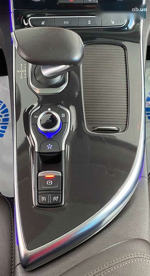 Renault Espace 2016 - фото 18