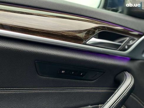 BMW 5 серия 2017 - фото 17