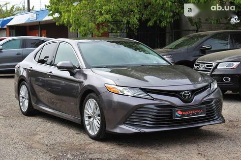 Toyota Camry 2018 - фото 3