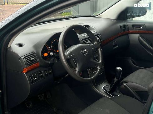 Toyota Avensis 2003 - фото 11