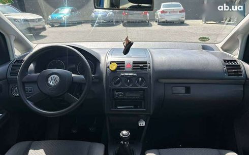 Volkswagen Touran 2004 - фото 11