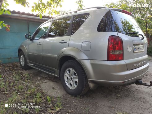 SsangYong Rexton 2007 серебристый - фото 5