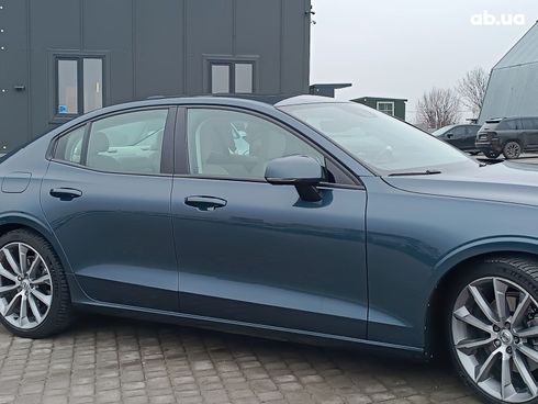 Volvo S60 2018 синий - фото 16
