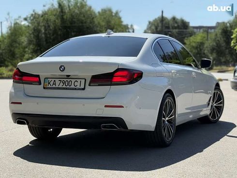 BMW 5 серия 2020 - фото 15