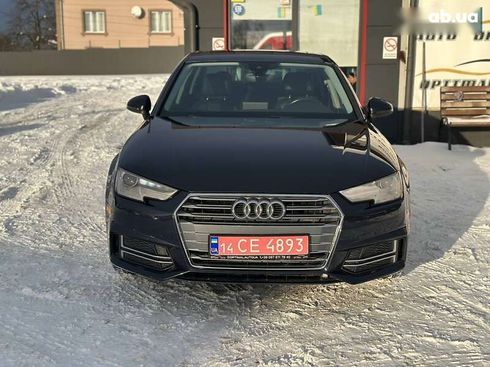 Audi A4 2018 - фото 2