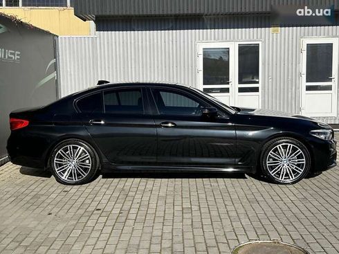 BMW 5 серия 2018 - фото 6