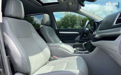 Toyota Highlander 2017 - фото 9