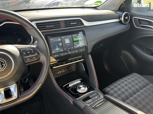 MG ZS EV 2022 - фото 28