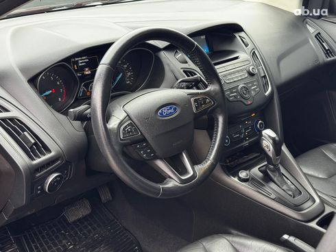 Ford Focus 2015 красный - фото 21