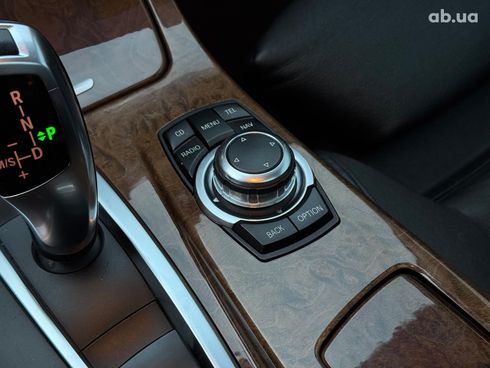 BMW 5 серия 2011 коричневый - фото 27