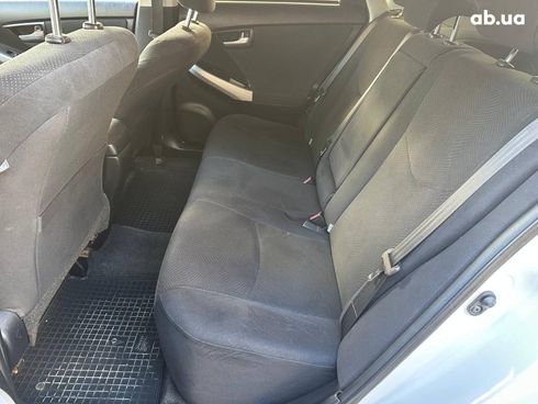 Toyota Prius 2014 белый - фото 11