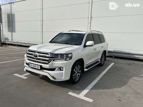 Toyota Land Cruiser 2017 - фото 5