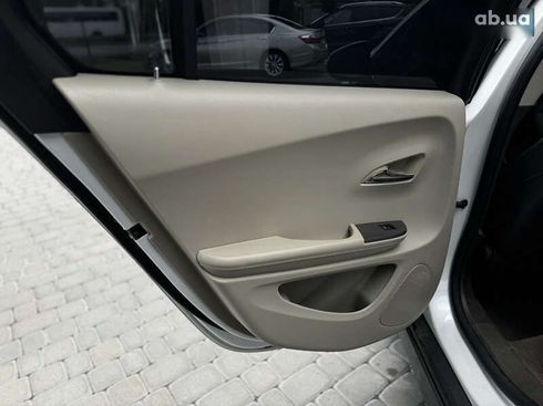Chevrolet Volt 2014 - фото 16