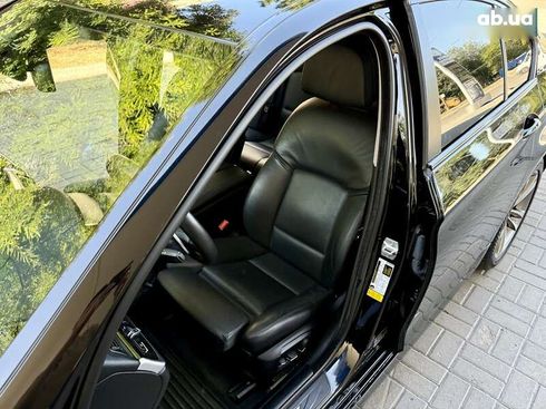 BMW 5 серия 2015 - фото 25