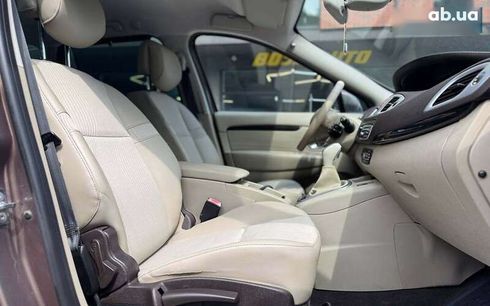 Renault Scenic 2010 - фото 15