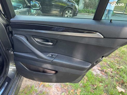 BMW 5 серия 2015 серый - фото 48