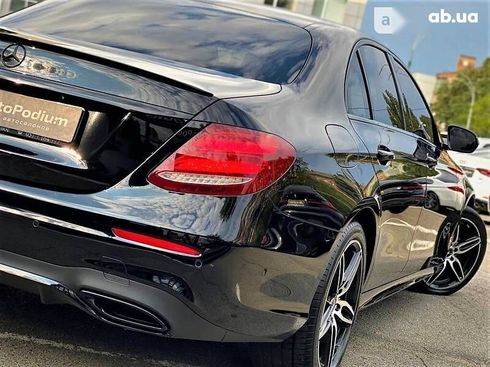 Mercedes-Benz E 220 2019 - фото 25