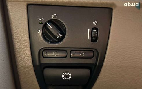 Volvo XC90 2005 - фото 16