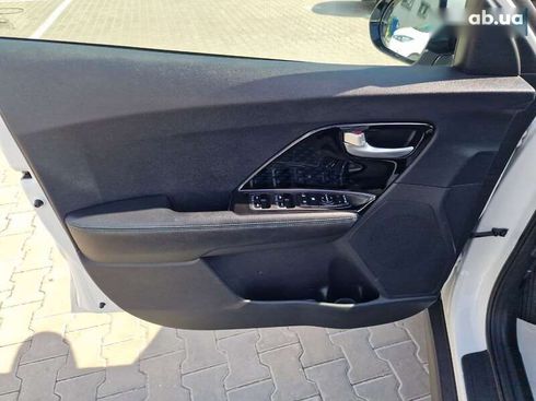 Kia Niro 2021 - фото 19