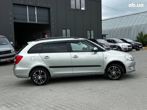 Skoda Fabia 2012 серый - фото 19
