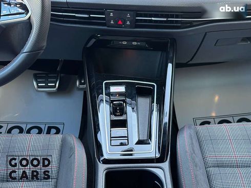Volkswagen Golf GTI 2023 - фото 24