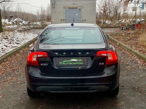 Volvo S60 2011 - фото 8