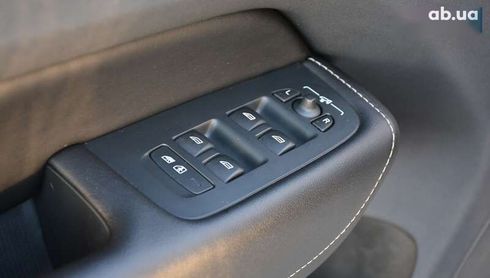 Volvo XC60 2018 - фото 22