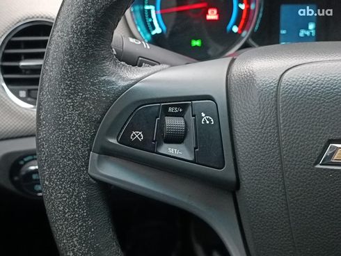 Chevrolet Cruze 2010 серый - фото 22