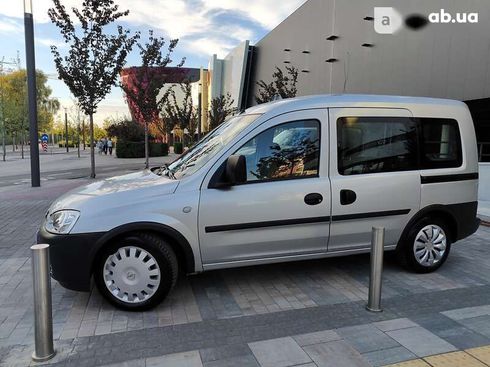 Opel Combo Life 2005 - фото 10