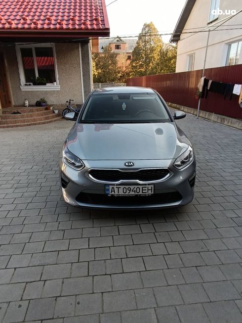 Kia Ceed GT 2019 серый - фото 15