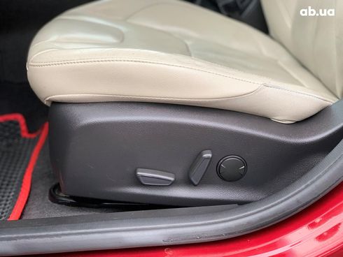 Ford Focus 2016 красный - фото 23