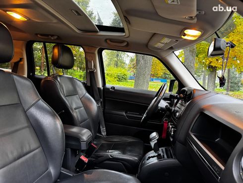 Jeep Patriot 2015 серый - фото 31