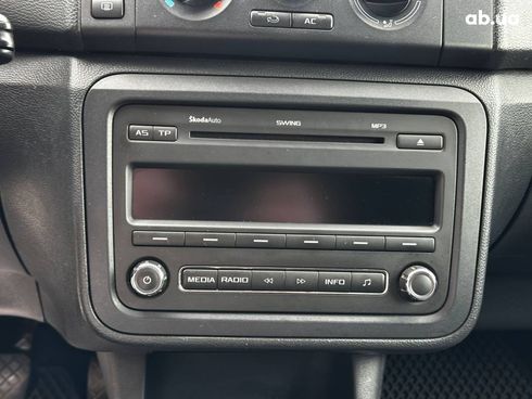 Skoda Fabia 2012 серый - фото 36